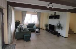 Casa de vanzare, cu 6 camere, 220 mp + 130 demisol, in Oradea