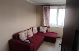 Casa de vanzare, cu 6 camere, 220 mp + 130 demisol, in Oradea