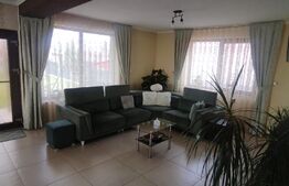 Casa de vanzare, cu 6 camere, 220 mp + 130 demisol, in Oradea