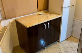 Apartament de vanzare, 3 camere, 54 mp, zona Nufărul