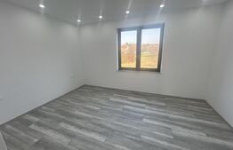 Casa de vanzare, cu 4 camere, 135 mp, zona Spitalul județean 