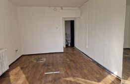  Doua spații comerciale de vânzare, 55 mp, zona Rogerius  