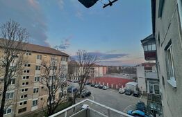 Apartament de inchiriat, cu 2 camere, 56 mp, zona Nufarul