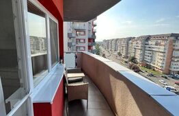 Apartament de inchiriat, cu 2 camere, 60 mp, complex Luceafarul-Oradea