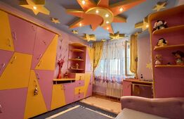 Apartament de vanzare, 3 camere, 75 mp, centrul civic