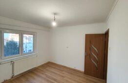 Apartament 3 camere, 67 mp, decomandat, zona-Calea Aradului