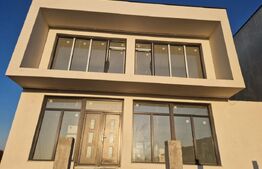 Casa de vanzare, cu 4 camere, 140 mp și teren de 438 mp, zona Dealuri
