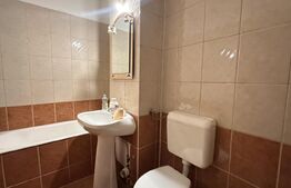 Apartament de vanzare, 3 camere, 2 băi, zona Dacia