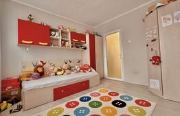 Apartament 3 camere,  etaj intermediar cu lift, parcare, zona Rogerius