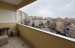 Apartament 3 camere,  etaj intermediar cu lift, parcare, zona Rogerius