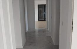 Apartament cu doua camere, 172 mp, zona Nufarul