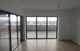 Apartament cu doua camere, 172 mp, zona Nufarul