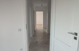 Apartament cu doua camere, 172 mp, zona Nufarul