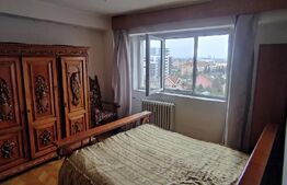 Apartament cu 3 camere, 75 mp, etaj intermediar, zona-Nufarul 