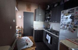 Proprietate cu 3 apartamente de vânzare
