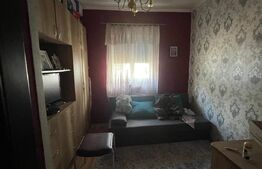 Proprietate cu 3 apartamente de vânzare