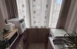 Apartament cu 3 camere, zona Nufarul