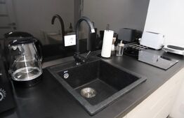 3 apartamente de vanzare, cu 5 camere, 92 mp, zona ultracentrala, Oradea