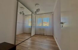 Apartament cu 3 camere, 75 mp, zona Rogerius 