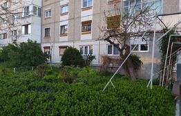 Apartament de vanzare, cu 4 camere, 80 mp, zona Calea Aradului