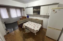 Apartament cu 3 camere 78 mp, zona Stefan cel Mare