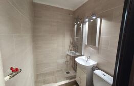 Apartamet de vanzare, cu 2 camere, 45 mp, zona Rogerius, pe strada Aluminei 