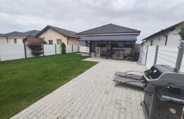 De vanzare casa la intrare in Santandrei sau schimb cu apartament cu 3  camere 