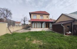 Casa de vanzare P+E si teren de 480 mp in cartierul Iosia, zona Calea Aradului