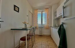 Descriere Apartament 3 Camere - Zona Piata Cetătii