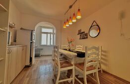 Apartament cu 3 camere, 65 mp, zona Piata Cetătii