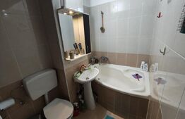 Apartament cu 3 camere, 90 mp etaj intermediar, garaj, zona ultracentrala