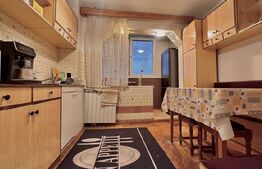 Apartament cu 3 camere, 68 mp, cu dublă orientare, mobilat, boxă, zona Nufărul