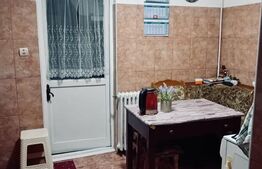 Apartament cu 3 camere, 2 băi, 70 mp, decomandat, zona Decebal