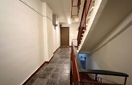 Apartament cu 3 camere, 2 băi, 70 mp, decomandat, zona Decebal