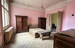 Casa de vanzare, cu 4 camere, demisol 122 mp, zona ultracentrala