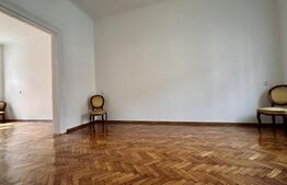 Casă 4 camere, ultracentral, 2 locuri de parcare în curte