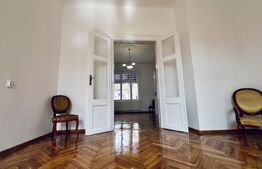 Casă 4 camere, ultracentral, 2 locuri de parcare în curte