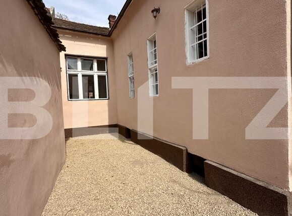 Casa de vânzare 4 camere Ultracentral - 173664CV | BLITZ Oradea | Poza8