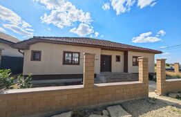 De vânzare casă individuală în Nojorid – 3 camere, 2 băi, teren 500 mp