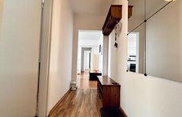 Apartament 3 camere, 2 balcoane, etaj intermediar, Rogerius, parcare 