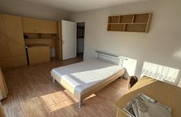 Apartament semidecomandat 2 camere, 2 balcoane, zona Decebal