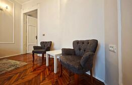 Apartament cu 3 camere, Centrala proprie, Central, 80 mp – Oradea