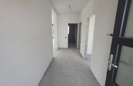 Casa noua in Santandrei , racordata la toate utilitatile si gard imprejmuitor
