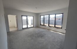 Casa noua in Santandrei , racordata la toate utilitatile si gard imprejmuitor
