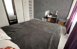 Apartament cu 3 camere, decomandat, cu 2 bai, 70 mp, 