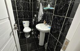 Apartament cu 3 camere, decomandat, cu 2 bai, 70 mp, 