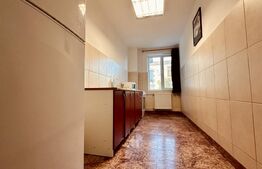 Apartament cu 3 camere, decomandat, etaj 3/4, dublă orientare, Rogerius