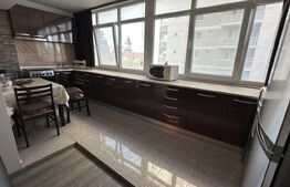 Apartament cu 2 camere, 73 mp, zona Nufarul