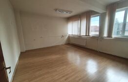 Spatiu de inchiriat in zona centrala 