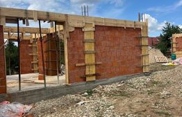 De vanzare casa moderna cu finisaje de lux pe un singur nivel situata in Cihei 